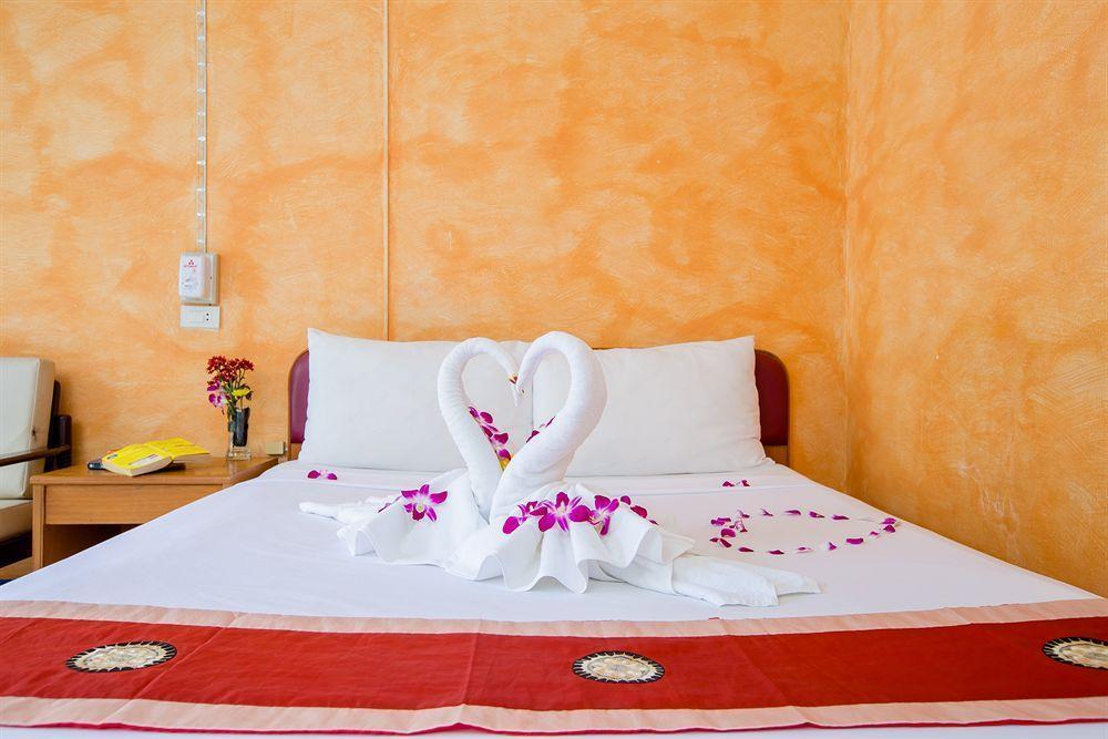 Hanuman Residence Phuket Bagian luar foto