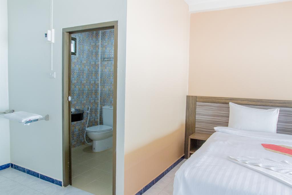 Hanuman Residence Phuket Bagian luar foto